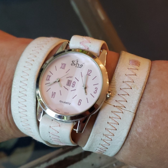 SHA Wrap Leather Dual Time Zone Quartz Watch - Picture 6 of 7